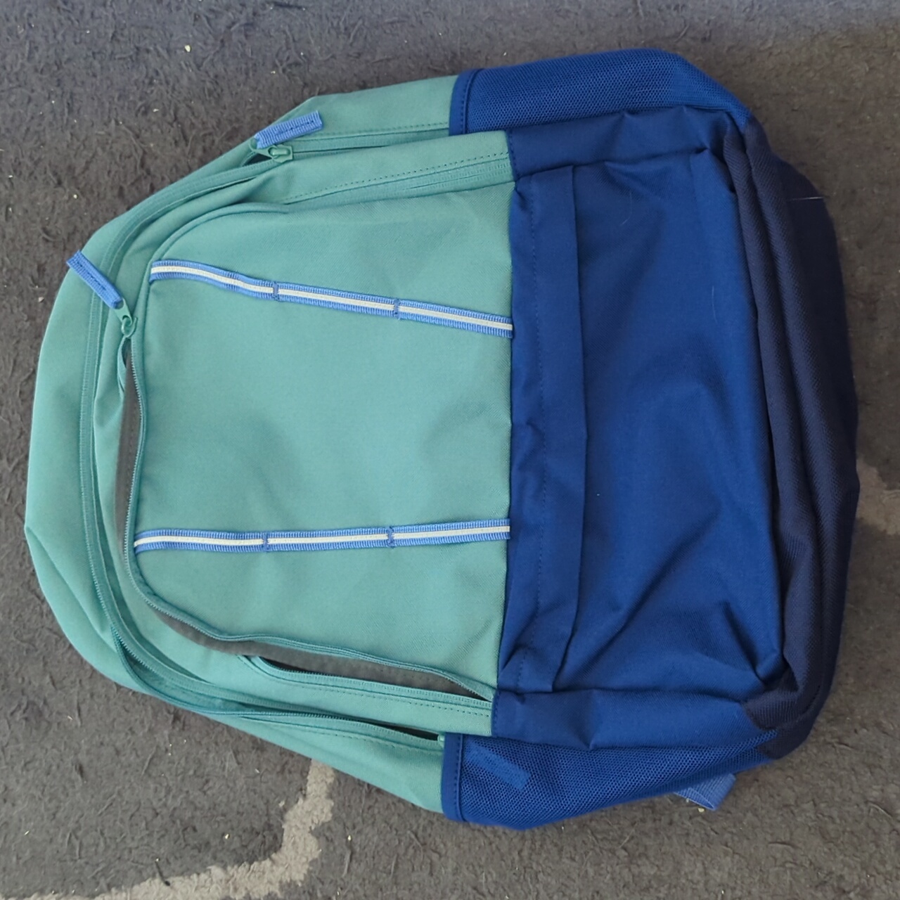 Lands End Medium Backpack